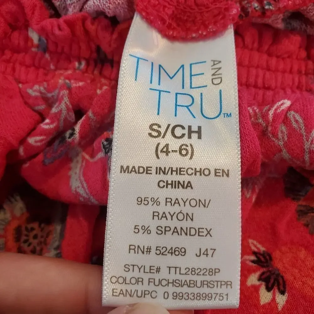 Time and tru small womens floral blouse